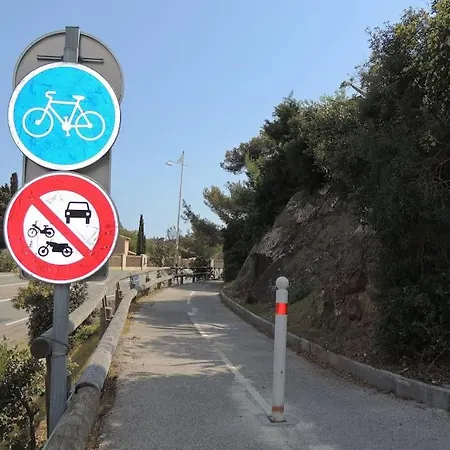 T3 Vue Avec Grande Terrasse Et Parking * 雷以桑布尔