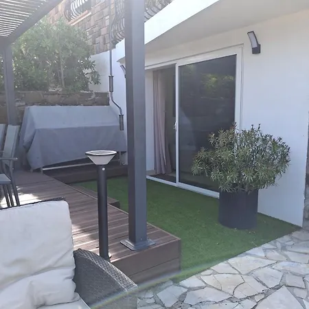 T3 Vue Avec Grande Terrasse Et Parking Apartment *