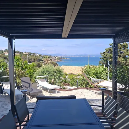 T3 Vue Avec Grande Terrasse Et Parking