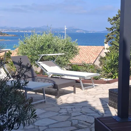 T3 Vue Avec Grande Terrasse Et Parking * Les Issambres