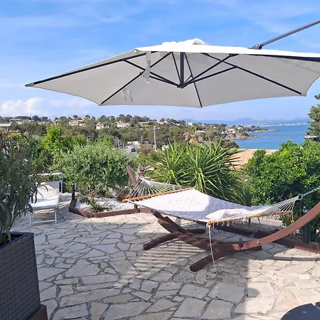 T3 Vue Avec Grande Terrasse Et Parking