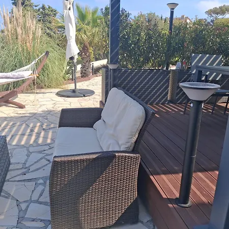 Apartment T3 Vue Avec Grande Terrasse Et Parking